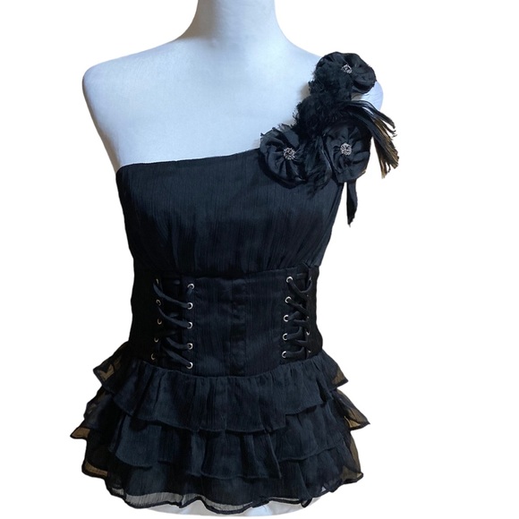 Do & Be women’s one shoulder black blouson style corset top. - Picture 2 of 14